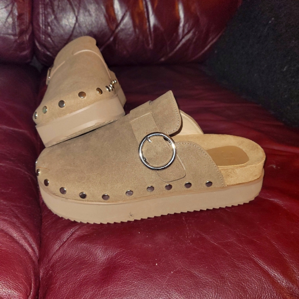 Justfab suede clogs size 8